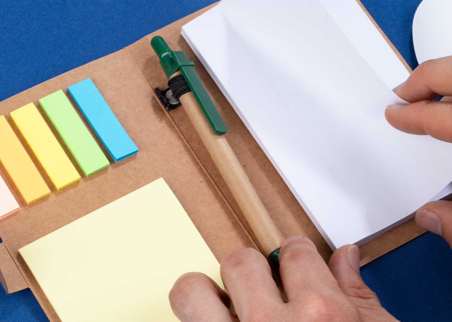 Variación verde-oscuro